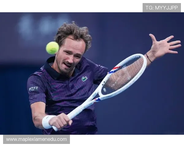 杭州网球队逆袭之路揭秘大师赛特别报道背后的奋斗与荣耀 杭州网球队逆袭之路揭秘大师赛特别报道背后的奋斗与荣耀