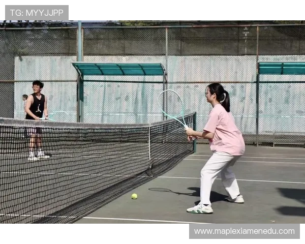 杭州网球队在挑战赛中的灵活性展现与战术分析 杭州网球队在挑战赛中的灵活性展现与战术分析